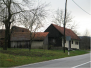 Tradicijske građevine i crkva